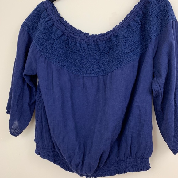 Aerie smocked off the shoulder navy semi-crop top - Picture 2 of 8